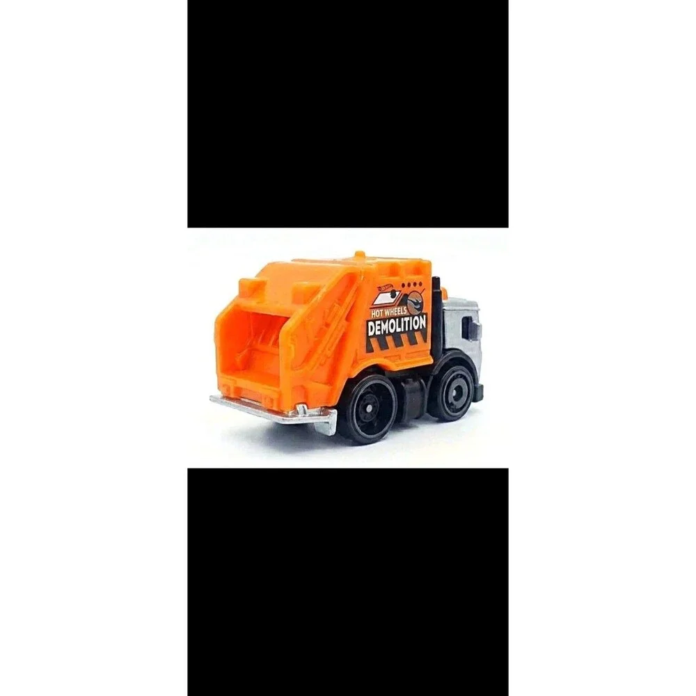EXTREMELY RARE Hot Wheels Treasure Hunt 